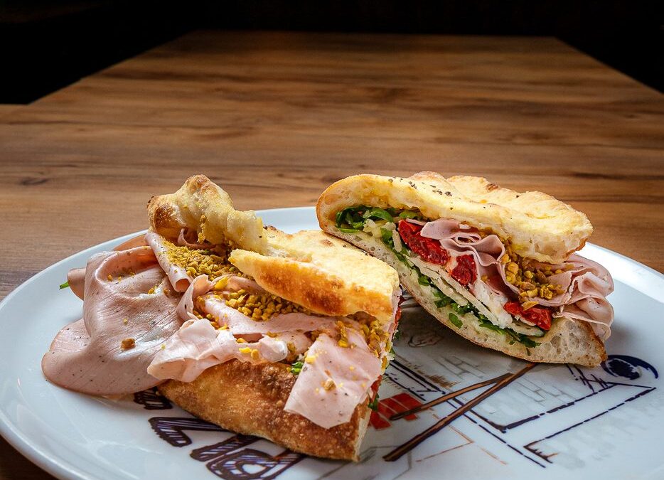 Panzote Mortadella al Pistachio